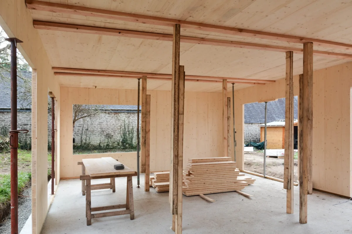 Assurance habitation et travaux de bois : ce que votre contrat ne couvre pas