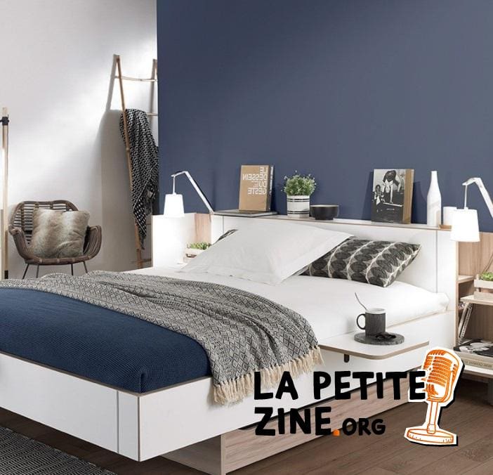 Chambre Bleue Et Blanche