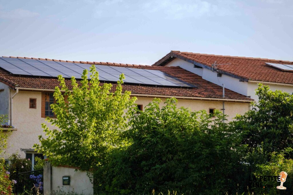 Comment estimer le prix d&rsquo;installation d&rsquo;un puit de lumière sur un toit en pente ?