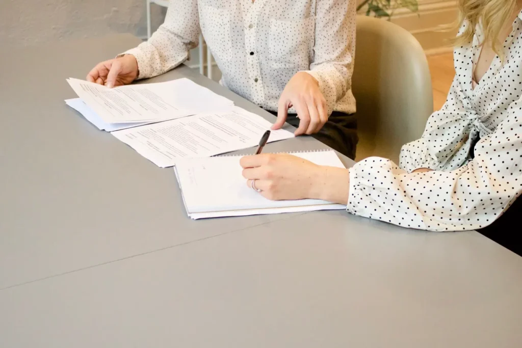 Comment remplir et envoyer un formulaire de procuration à La Poste