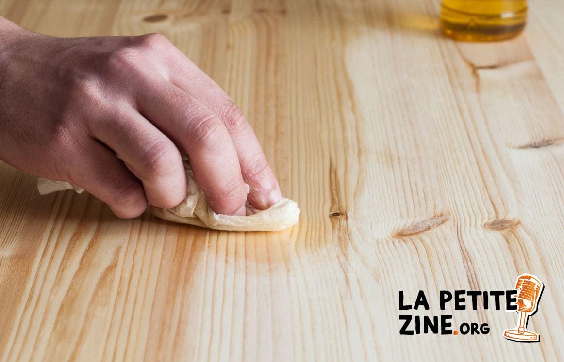 Comment enlever de la colle sur du bois ?