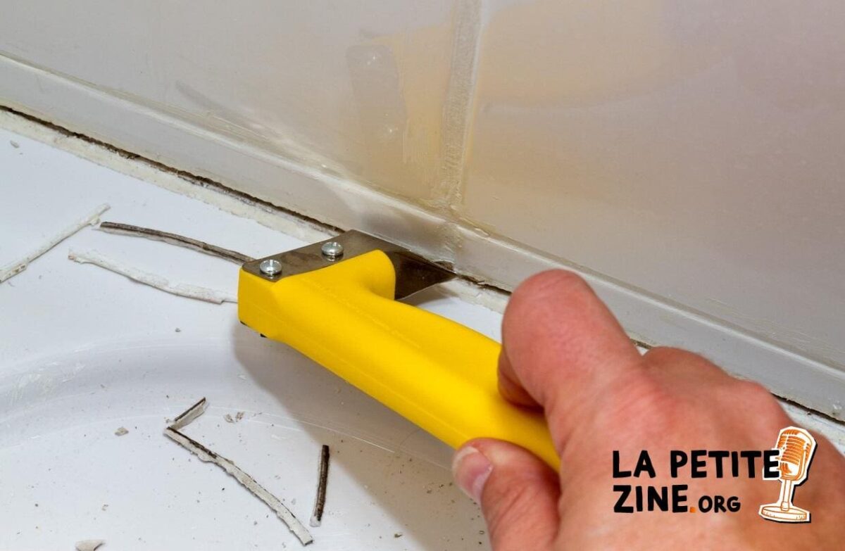 Comment enlever un joint silicone ?