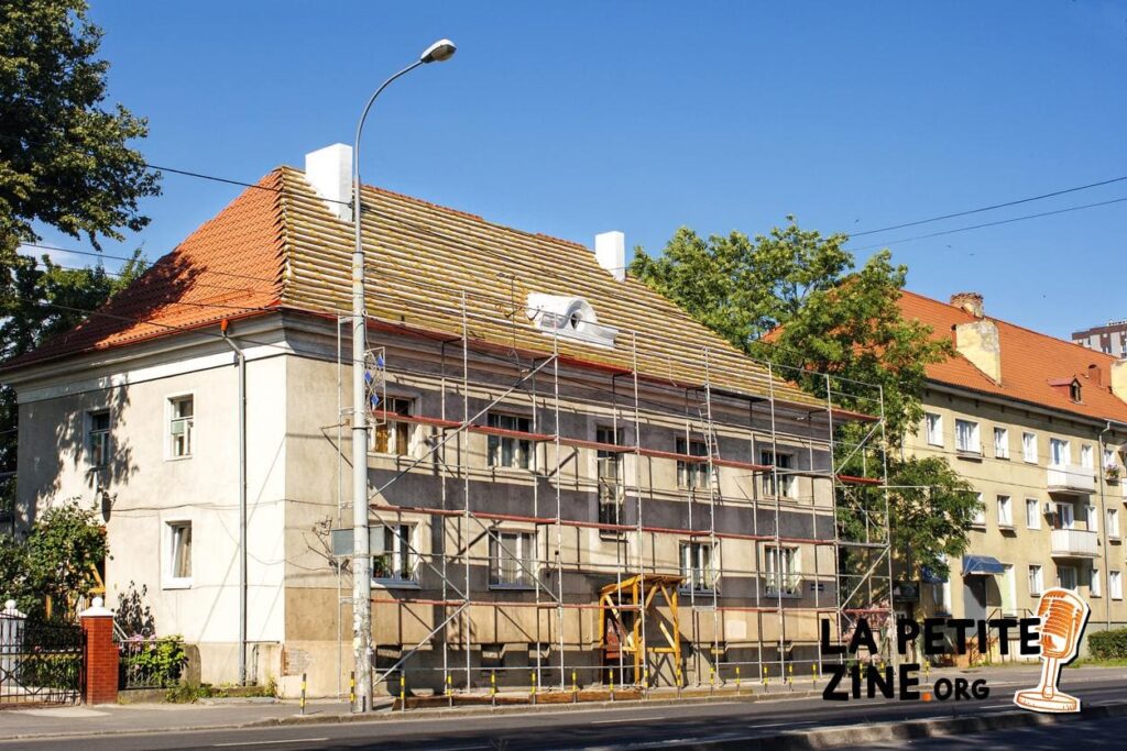 Ravalement en cas de vente d’un logement en copropriété : qui doit payer ?