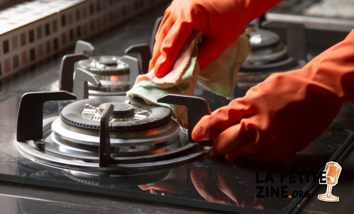 Comment nettoyer les bruleurs à gaz de ma cuisinière ?