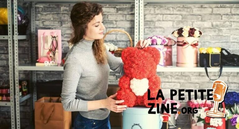 ours en rose dans une maison