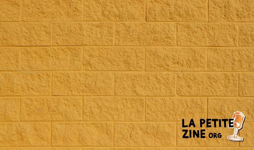 Comment peindre un mur en parpaing ?