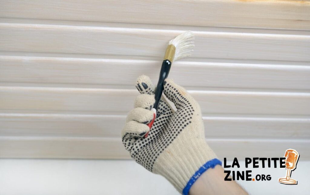 Comment peindre un plafond en lambris ?