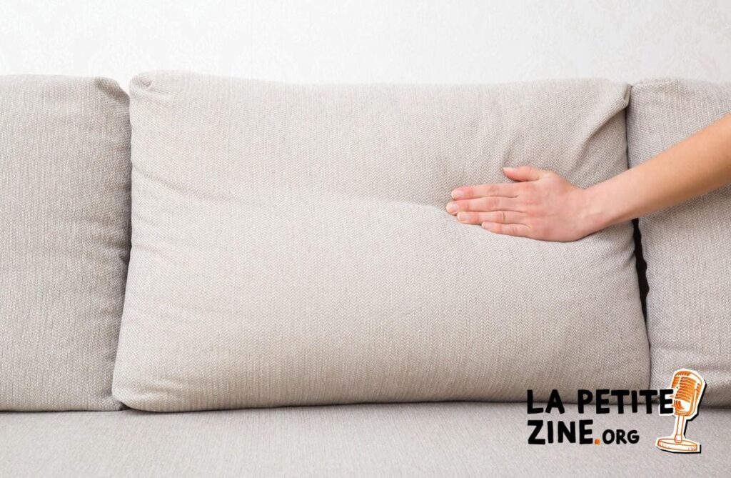 Comment redonner du volume à un canapé qui s’affaisse ?